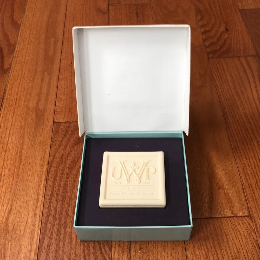 ❤️ 3/$10 ❤️ UWP No. 5 Sea Salt and Chai Tea Soap - Picture 1 of 7